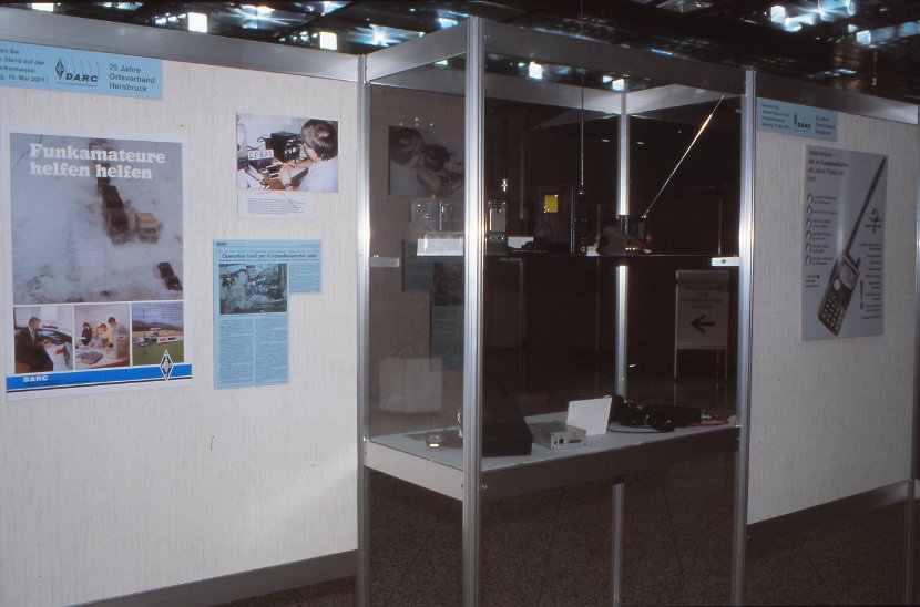 2001-05 Ausstellung Sparkasse HEB (16)
